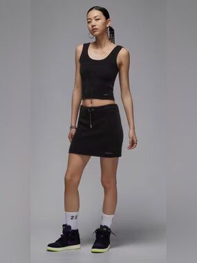 Air Jordan Drawstring Waist Sweater Black Skirt HQ9178-010 Size XS NWT$100